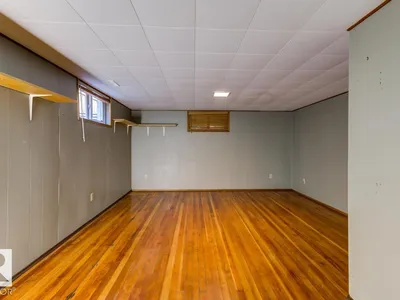 10514 127 Street NW photo 43
