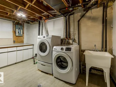 10514 127 Street NW photo 48