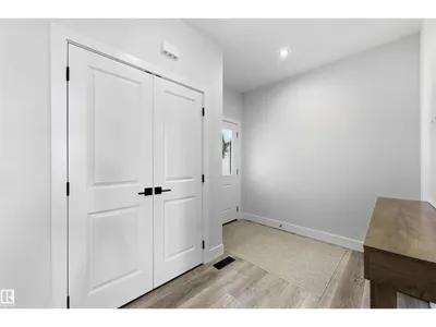 93 SPRINGBROOK WD photo 4