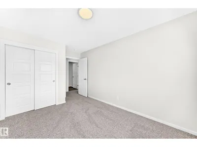 1081 Hearthstone BV photo 37