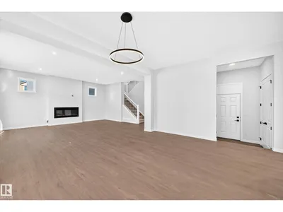 1029 Fieldstone VW photo 12