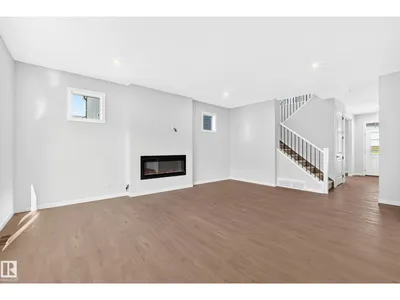 1029 Fieldstone VW photo 15