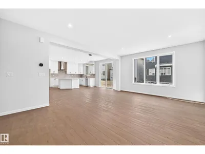 1029 Fieldstone VW photo 18