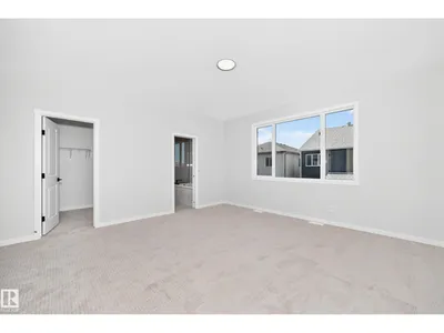 1029 Fieldstone VW photo 28