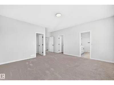 1029 Fieldstone VW photo 29