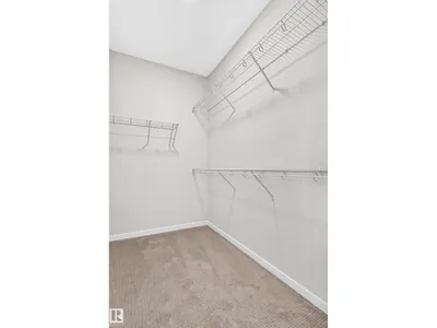1029 Fieldstone VW photo 32
