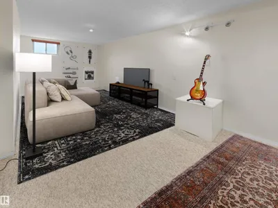 6810 110 ST NW photo 21