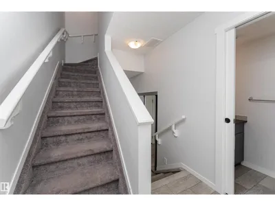 #40 850 SECORD BV NW photo 23