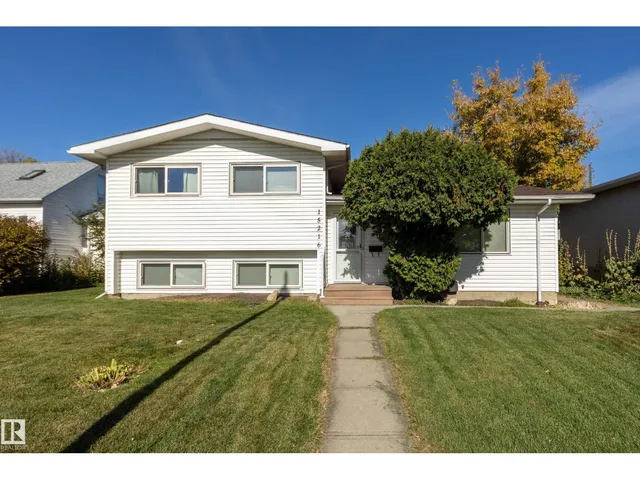 15216 86 AV NW, Edmonton