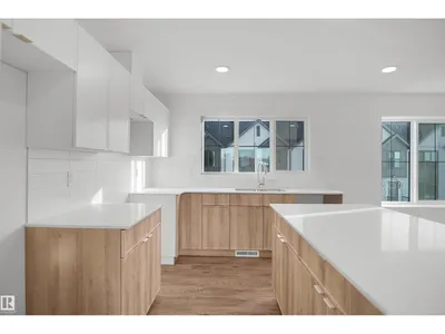 #70 17319 5 ST NE photo 9