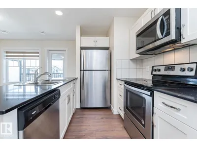 #81 1530 TAMARACK BV NW photo 10