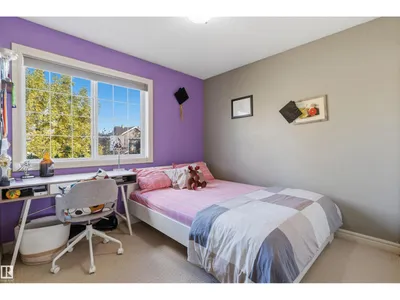 12035 18 AV SW photo 25
