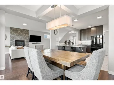 5708 12 AV SW photo 20