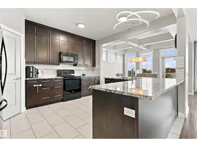 5708 12 AV SW photo 12