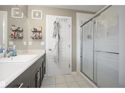 6520 59 AV photo 21