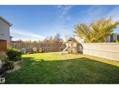 6520 59 AV photo 38
