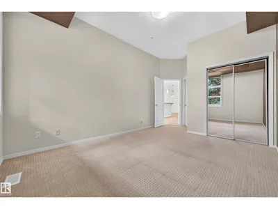 #304 9804 101 ST NW photo 30