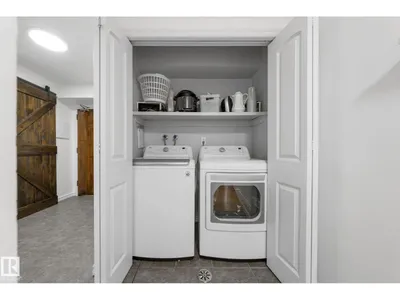 #105 11011 86 AV NW photo 31