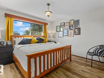 7627 128A AV NW photo 17