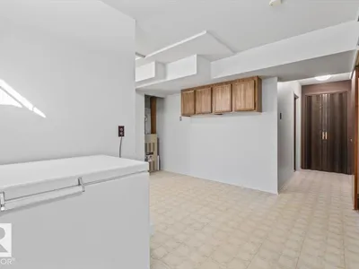 7627 128A AV NW photo 25