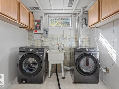 7627 128A AV NW photo 27