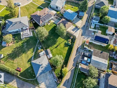 7627 128A AV NW photo 42