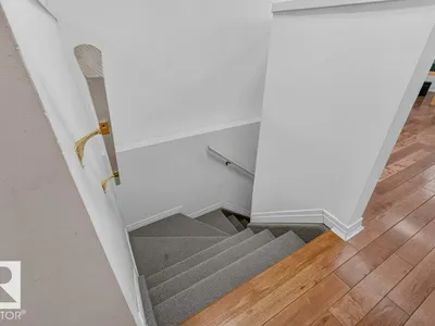11412 102 AV NW photo 16