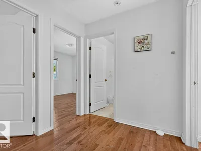 11412 102 AV NW photo 18