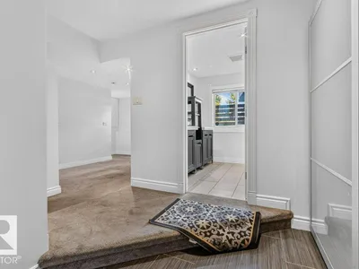 11412 102 AV NW photo 26