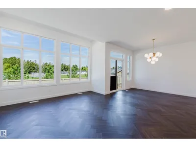 20624 43 AV NW photo 17