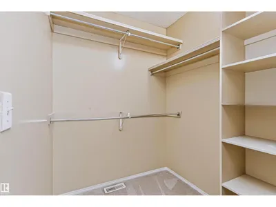 4112 37A AV NW photo 23