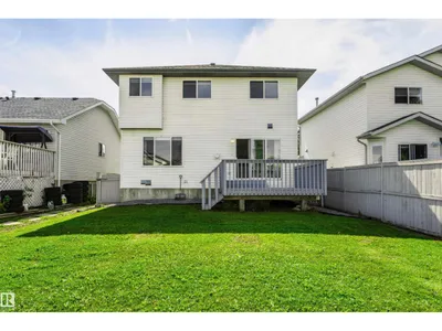 4112 37A AV NW photo 24