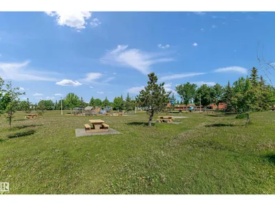 4112 37A AV NW photo 30