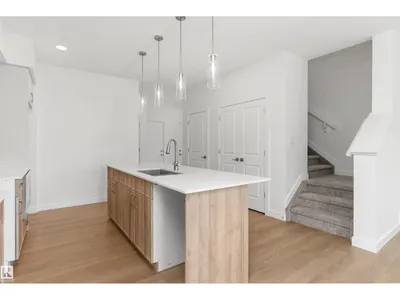 1054 CRISTALL CR SW photo 9