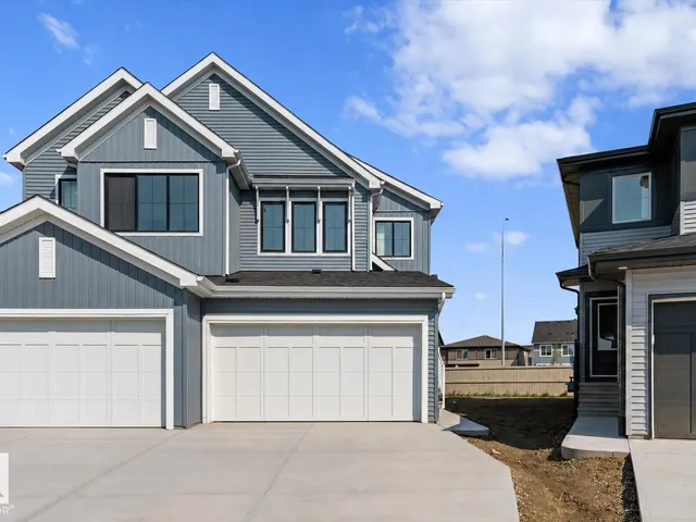 1064 CRISTALL CR SW, Edmonton