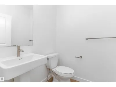 1064 CRISTALL CR SW photo 4