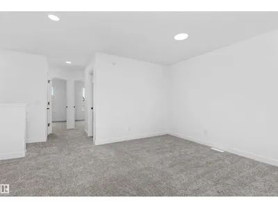 1066 CRISTALL CR SW photo 31