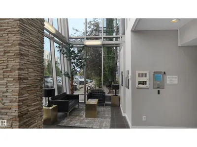#105 2584 ANDERSON WY SW photo 12