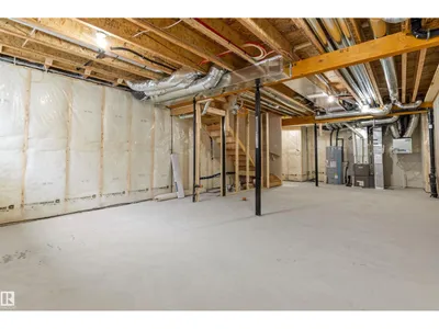 1052 CRISTALL CR SW photo 39