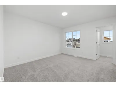 8520 183 AV NW photo 33