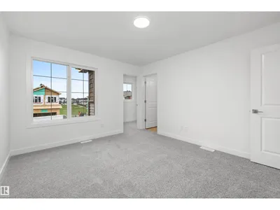 8520 183 AV NW photo 35
