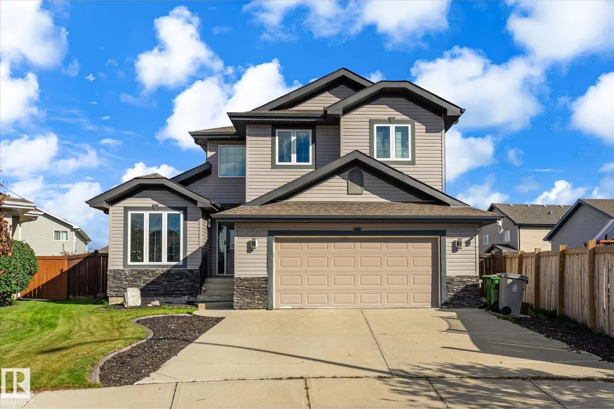 10405 98 ST exterior