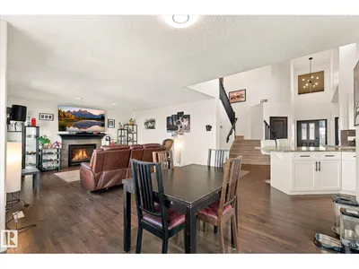 10405 98 ST photo 18