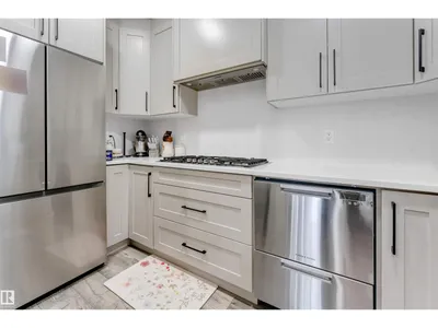 1824 18 AV NW photo 30