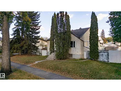 12023 67 ST NW photo 4