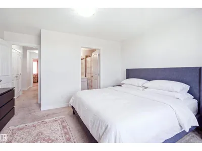 22 723 172 ST SW photo 17
