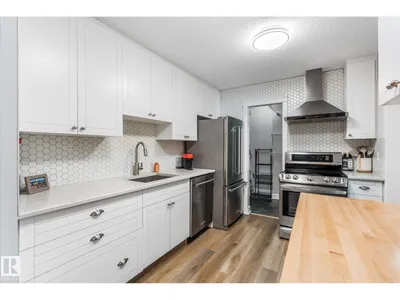 #38 2115 118 ST NW photo 30