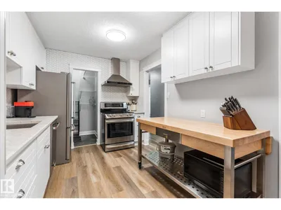 #38 2115 118 ST NW photo 28