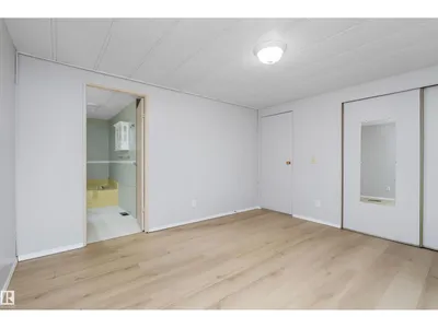 #39 12604 153 AV NW photo 18