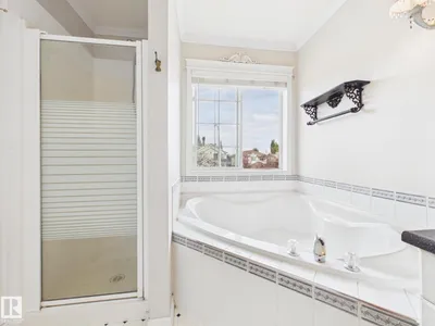 3 HARDCASTLE PL photo 35